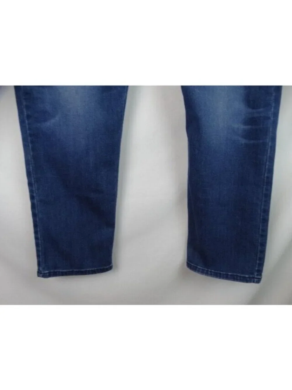 Levis levi men